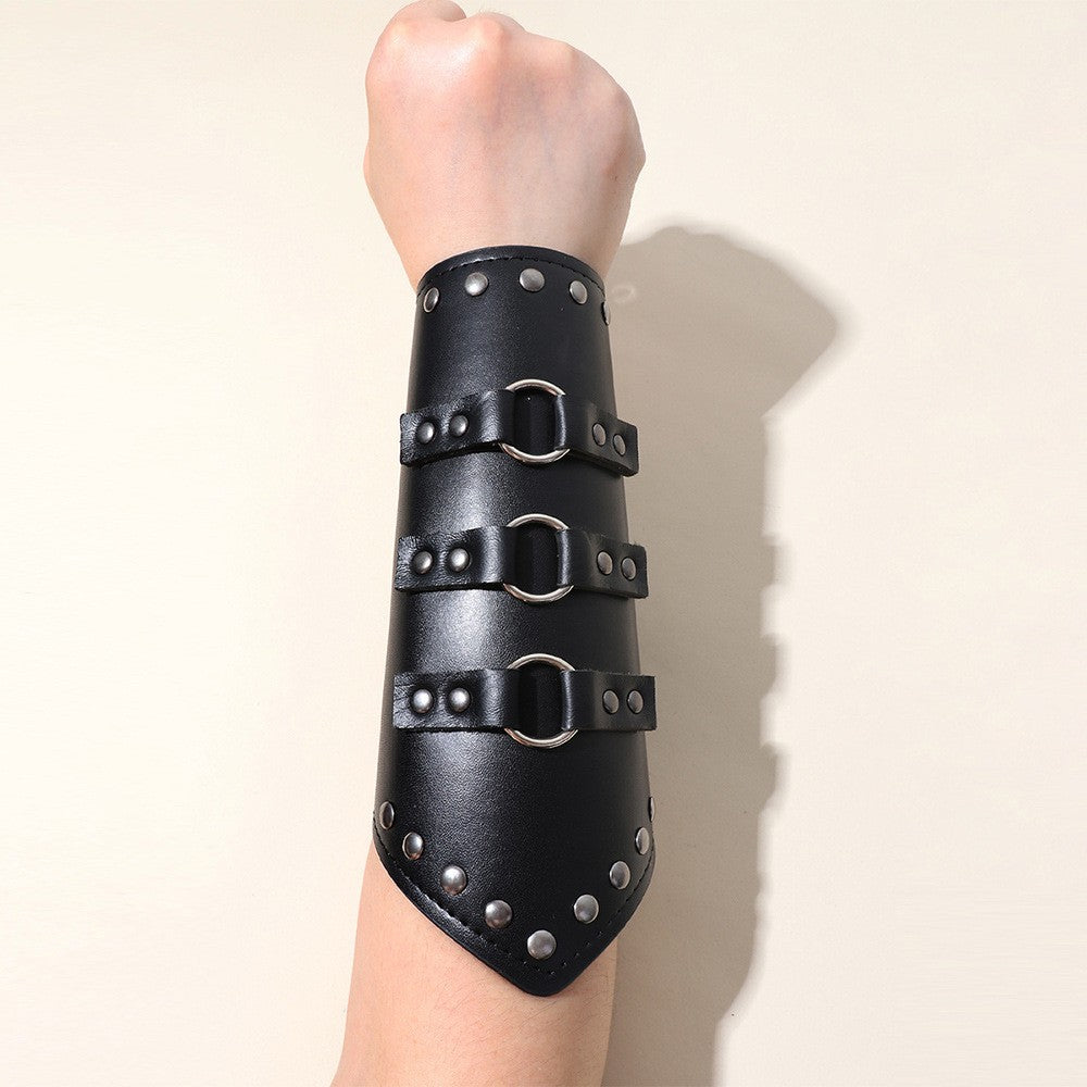 Punk Hip Hop 1Pc Cosplay Leather Armor Arm Cosplay Bracer Pirate Knight Gauntlet Wristband Bracer Accessories New Men's Bracelet