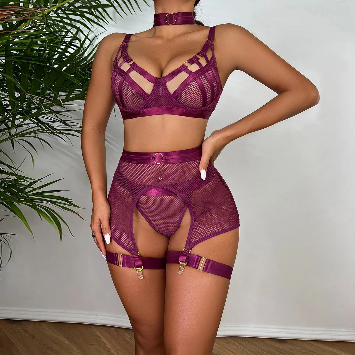 Hot Sexy Lingerie Set 2024 Luxury Female Underwear Garters Half Cup See Through Transparent Bra Thongs Women Erotic Lingerie