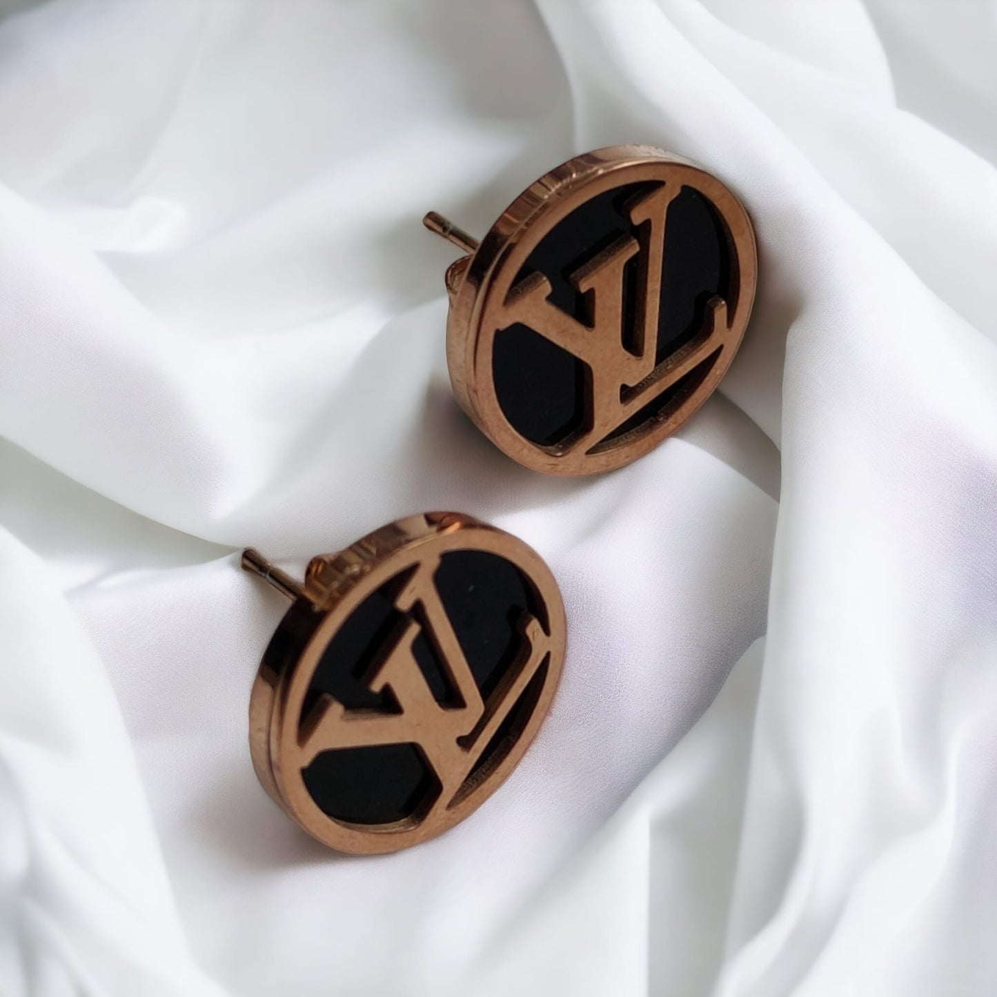 Large Round Black Elegant Rose Gold Plated Stud Earrings